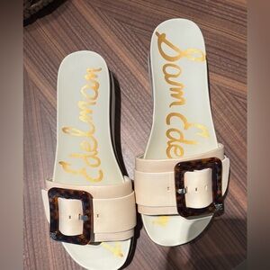 Preloved Ariane Slide Sandal Size 8